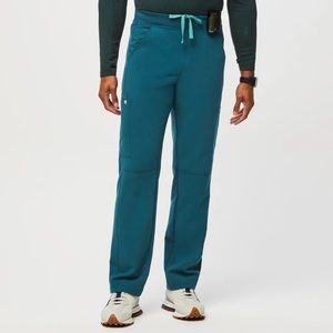 FIGS Axim Cargo Scrub Pants | Deep Reef